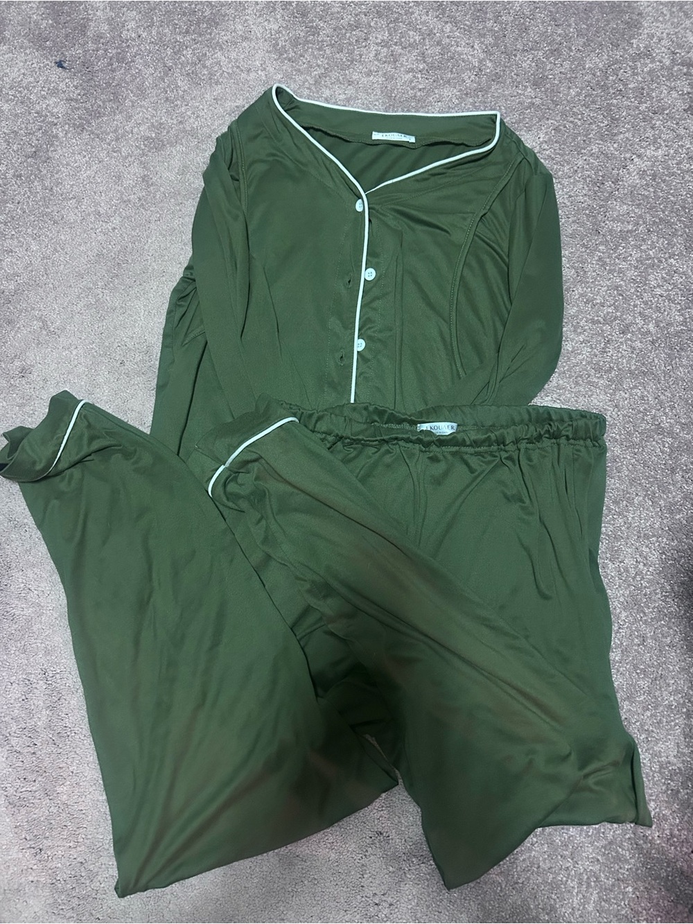 Maternity pajamas